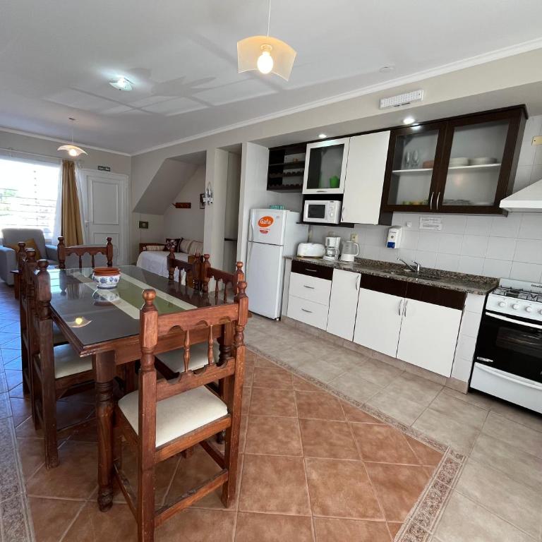 Complejo LA OMA, ubicado a 400 mts del mar con estacionamiento privado - Apartamento de 2 dormitorios - 37