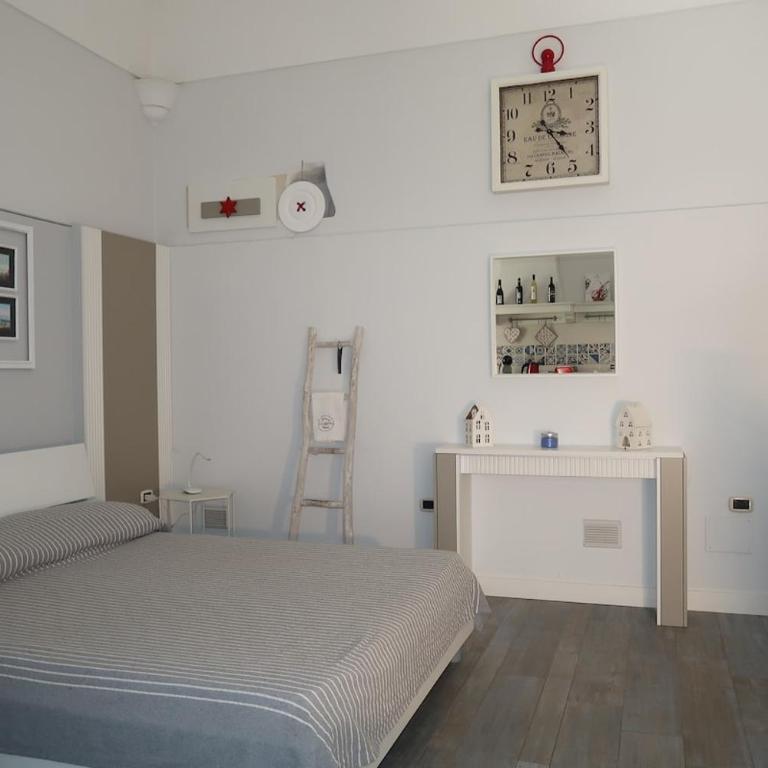 La Casetta-Centrale-Parcheggio Gratuito - Casa con 1 Camera da Letto - 2