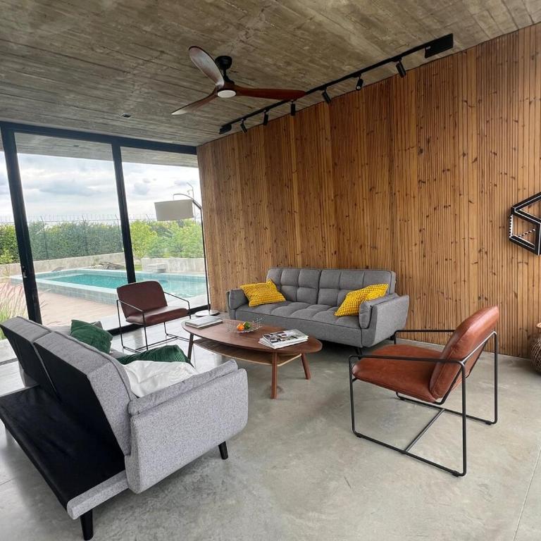 Exclusiva Casa de Campo en Rozo - Piscina, Parqueadero y Zonas Verdes - Casa de 4 dormitorios - 1