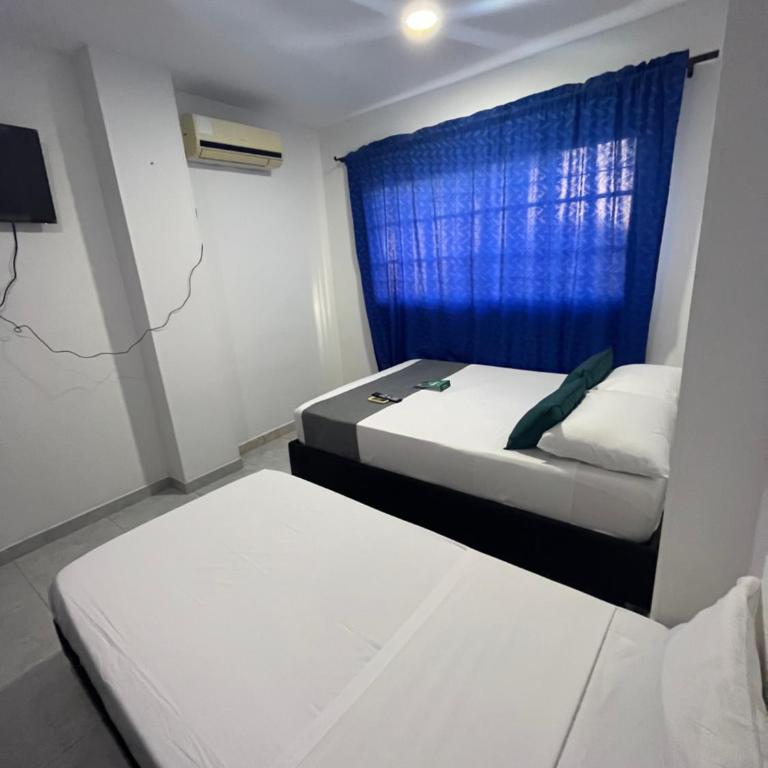 Hotel Villa Marta Cartagena - Triple Room - 2