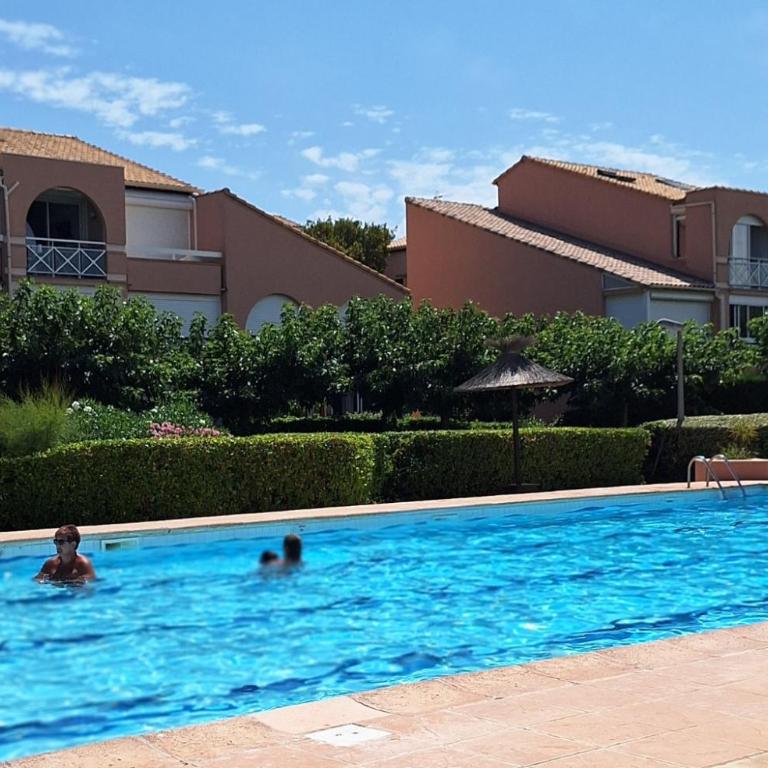 Les Soleillades - T2 cosy pour 4 pers - Piscine, parking privé, à 100m de la plage - LaConciergerieByNina - Appartement 1 Chambre - 17