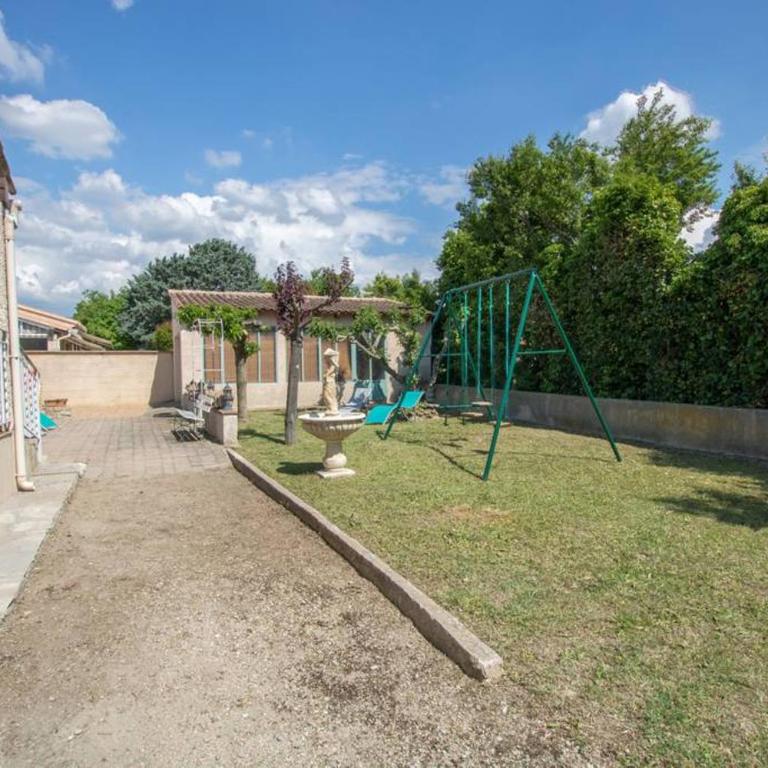 La Villa des Sorgues - Villa - 16