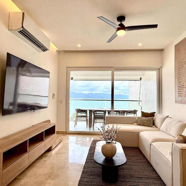 Beachfront 2BR 2baths - 8 Pools by Moikkarentals - Apartamento de 2 dormitorios - 1