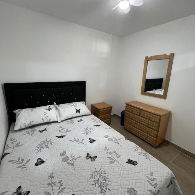 Dúplex Céntrico Con Servicios Premium - One-Bedroom Apartment - 35