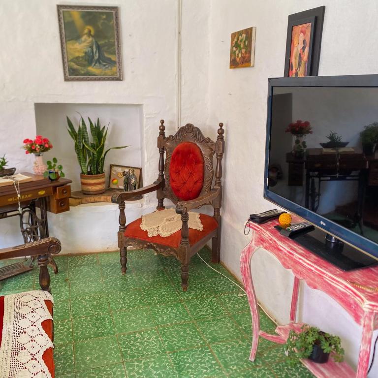 CASA MAGIA by Magally Velasco - Casa de 4 dormitorios - 7