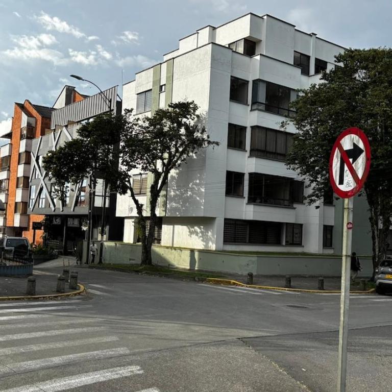 Exclusive Loft in Álamos - Two-Bedroom Apartment - 6