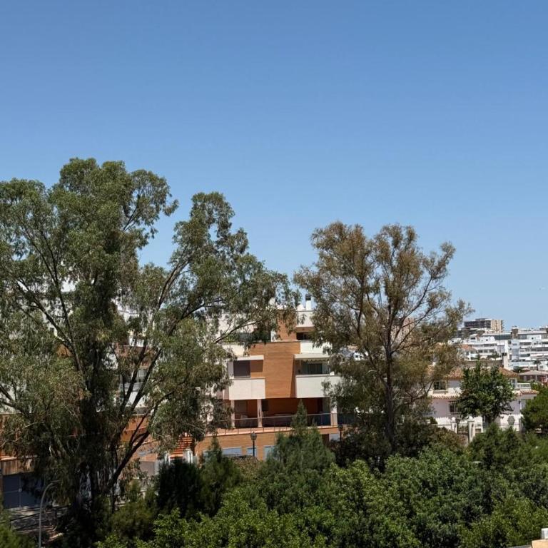 Benalmarina Apartment - Apartamento de 2 dormitorios - 57