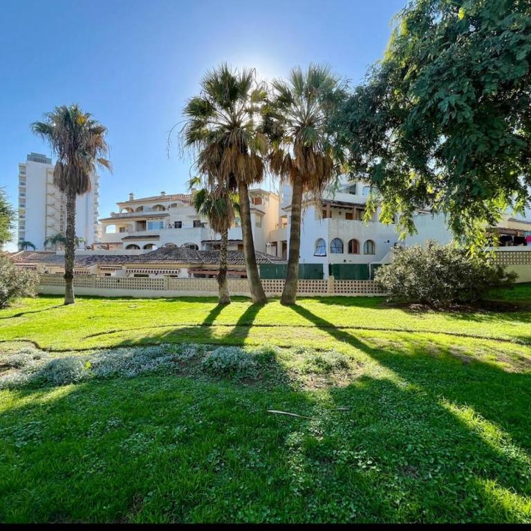 Benalmarina Apartment - Apartamento de 2 dormitorios - 55