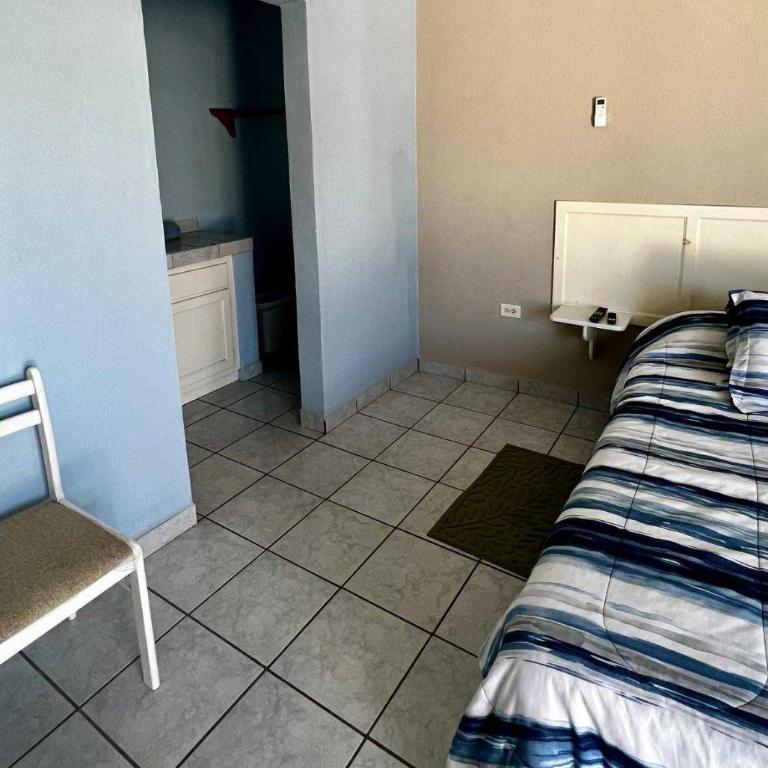 Cozy Rooms Near Beach Puerto Peñasco Rocky Point - Double Room with Private Bathroom - 2