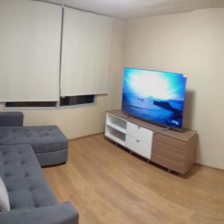 ESTANCIA EN APARTAMENTO EN Chiclayo - Three-Bedroom Apartment - 5