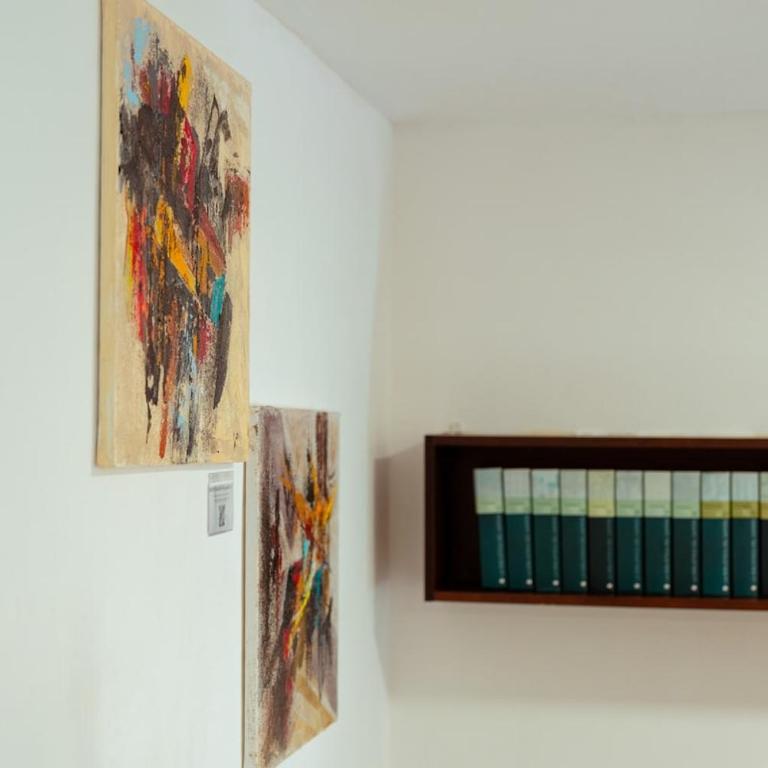 Monserrato House - Two-Bedroom Apartment - 60