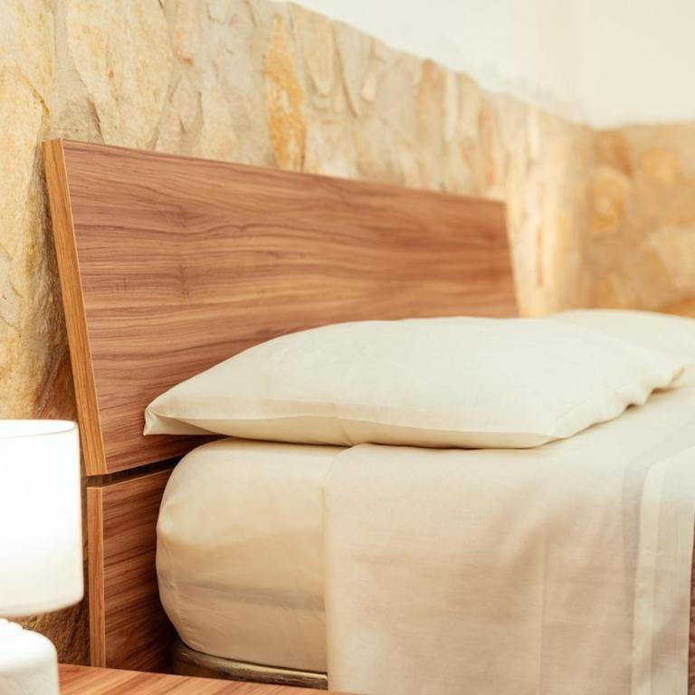 Monserrato House - Two-Bedroom Apartment - 44