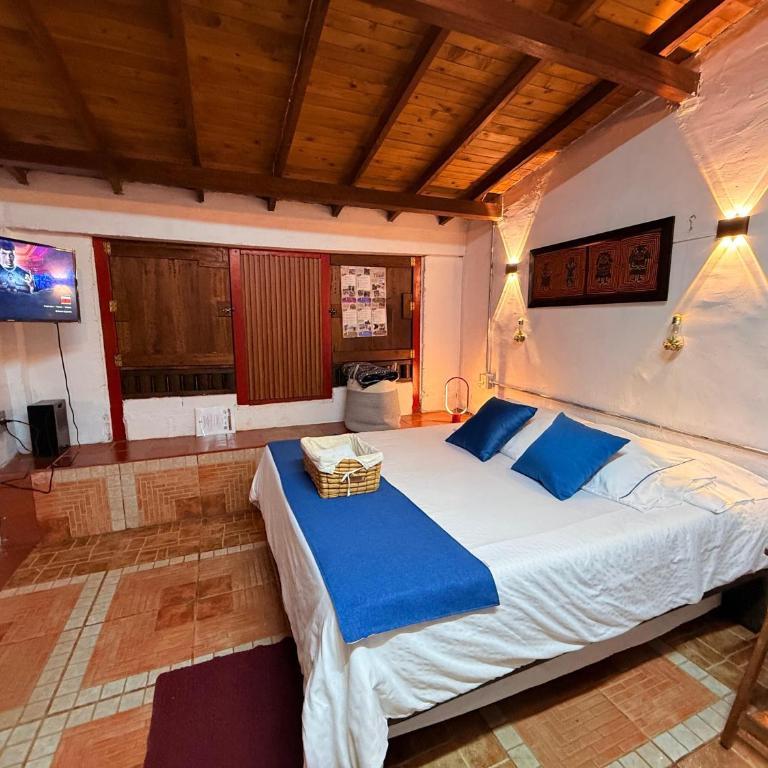 Cabaña & glamping para grupos de 4 a 6 personas, cerca al parque y con avistamiento de aves - Two-Bedroom House - 27