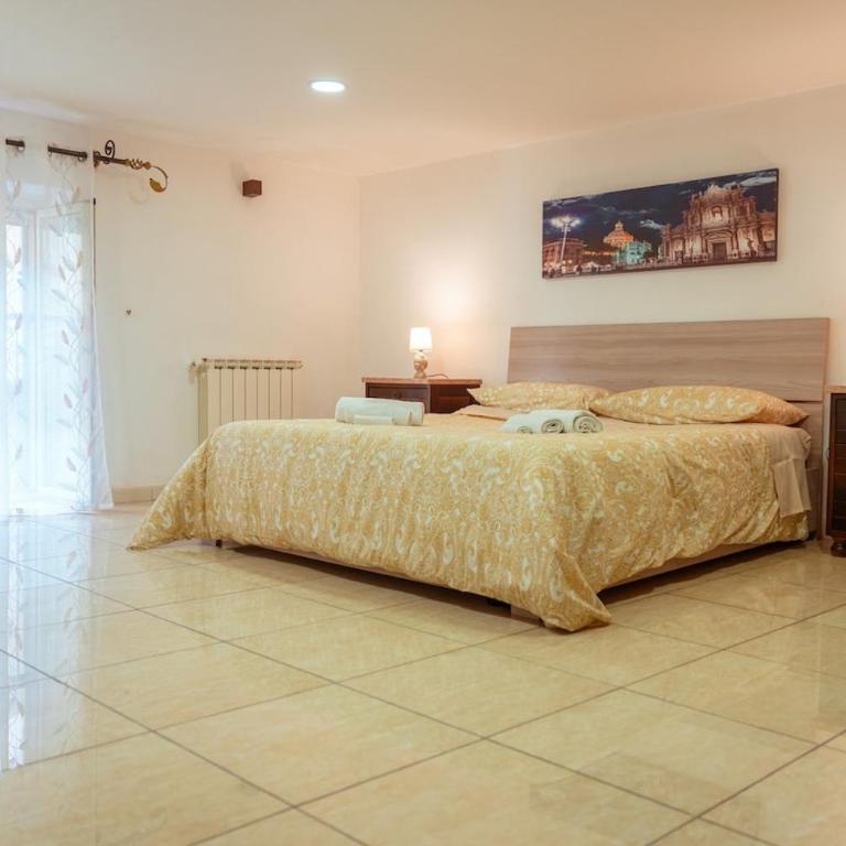 Monserrato House - Two-Bedroom Apartment - 76