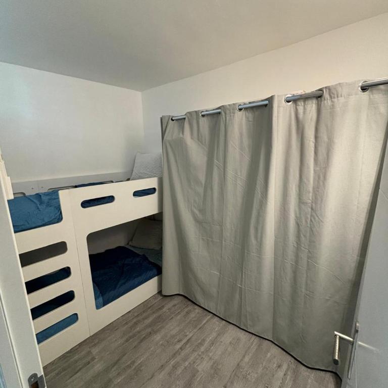 Appartement 2 chambres front de mer 40m plage vue mer clim - Fréjus plage - Appartamento con 2 Camere da Letto - 18