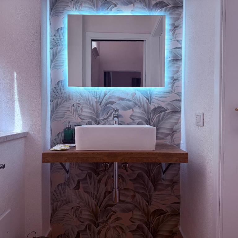 Casa Cavour - Appartamento con 1 Camera da Letto - 8