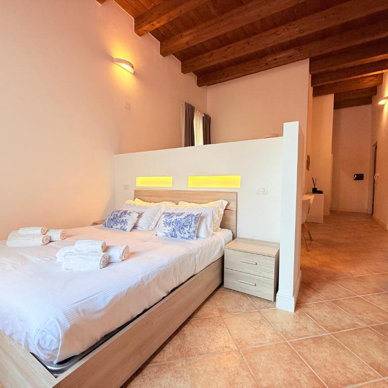 Casa Cavour - Appartamento con 1 Camera da Letto - 5