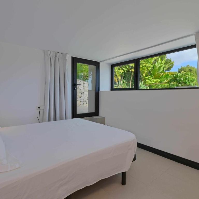 Bonita stay: B Sky: Piscina caliente, vistas, wifi - Chalet - 32
