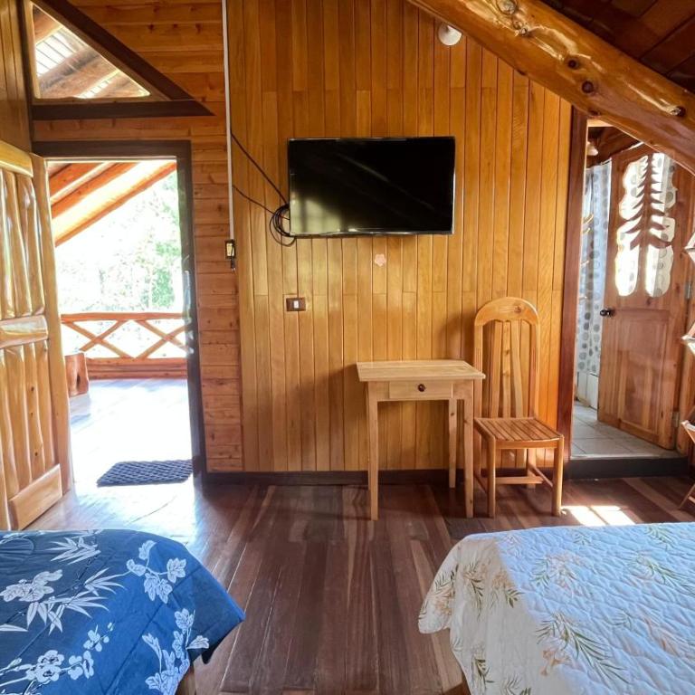 CABAÑAS RANCH OXaPAMP4 - Twin Room with Mountain View - 13