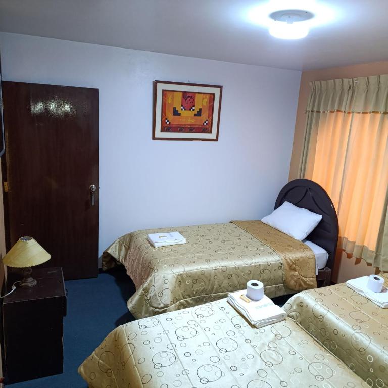 Hotel Keros - Triple Room with Private Bathroom - 1