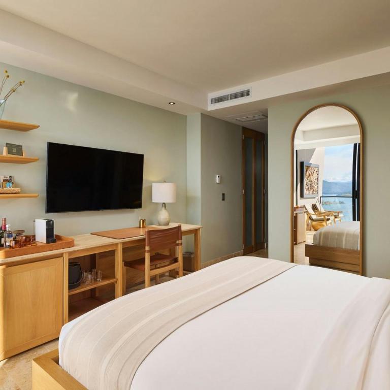 The Brown, Guatape, Autograph Collection - Habitación Deluxe con balcón, bañera de hidromasaje y vistas al lago - 1 cama extragrande - 2