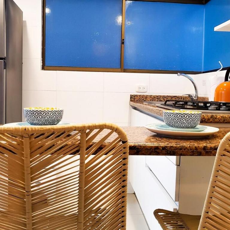 Beach access Fine dining Shopping Couples Business travelers Medical guests - Two-Bedroom Apartment - 24