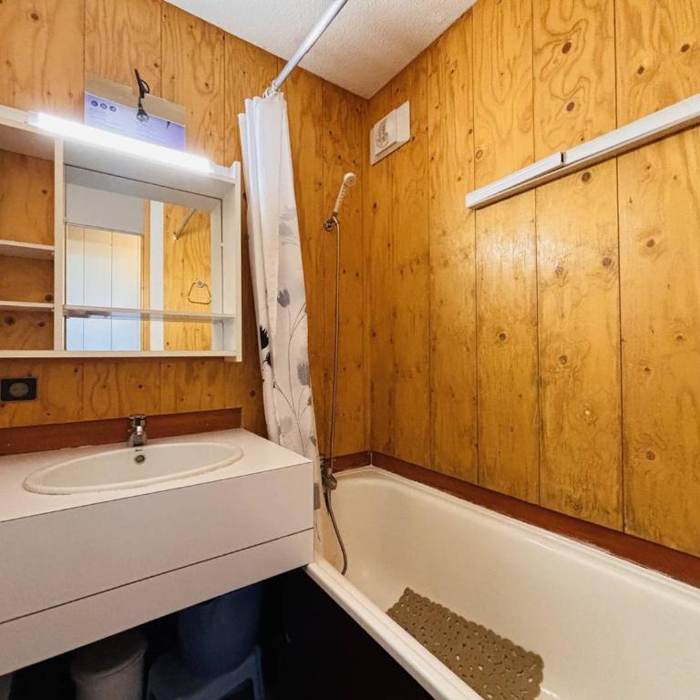 Appartement 2 pièces pour 5 pers, animaux admis - FR-1-353-157 - Appartement - 4