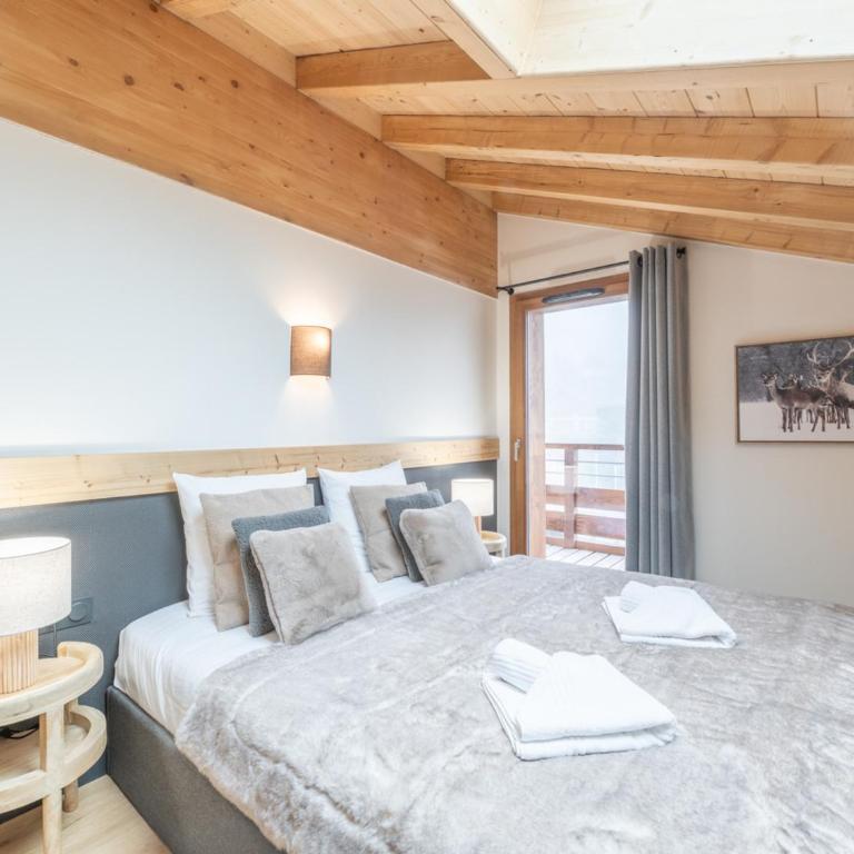 Appartement neuf skis aux pieds, 4 chambres, garage, Alpe d'Huez - FR-1-645-93 - Appartement - 13