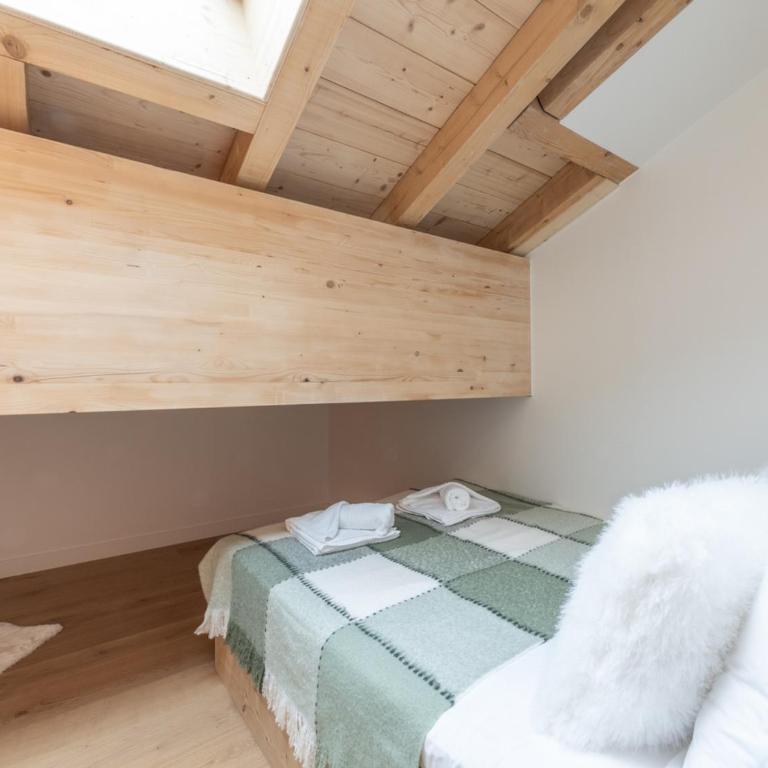 Appartement neuf skis aux pieds, 4 chambres, garage, Alpe d'Huez - FR-1-645-93 - Appartement - 14