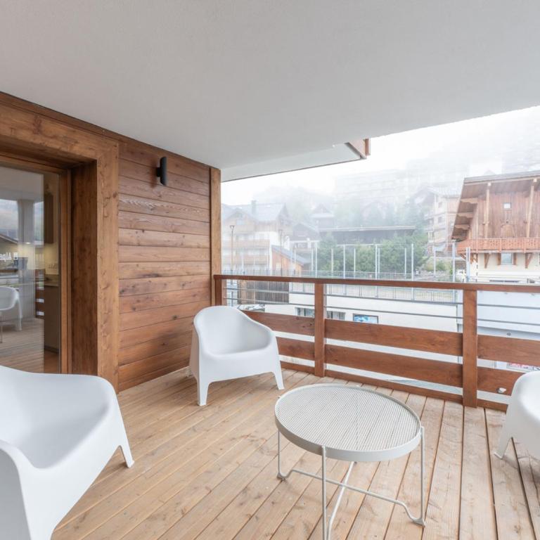 Appartement neuf skis aux pieds, 4 chambres, garage, Alpe d'Huez - FR-1-645-93 - Appartement - 15