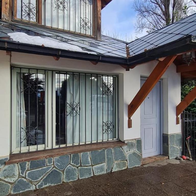 Cabaña Bariloche - Grupo Pequeño - 100 Metros Teliferico Otto - Casa con 1 dormitorio - 2
