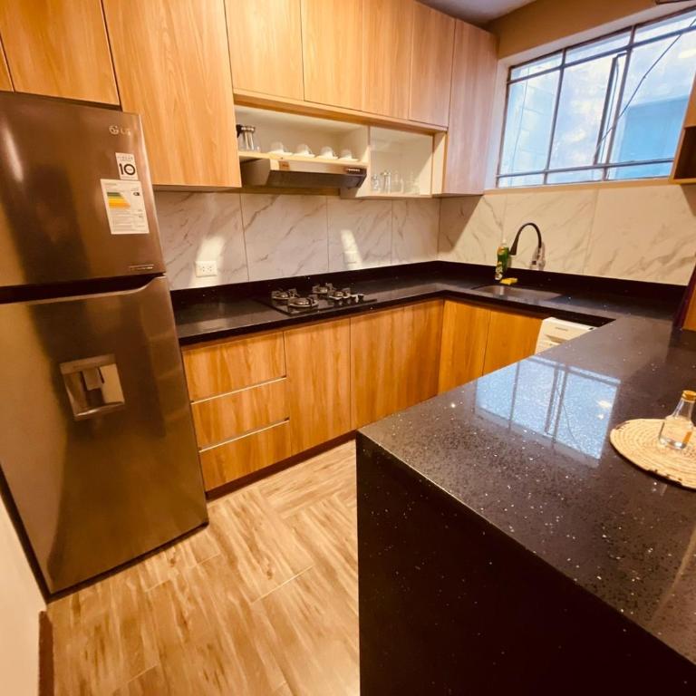 Céntrico Dpto Puca Lima a 2 cuadras de Hospital Rebagliati y Real Plaza Salaverry - Two-Bedroom Apartment with Garden View - 39