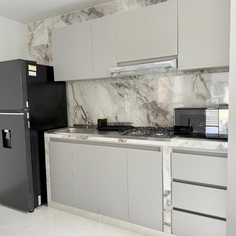 Bonita casa en Cúcuta - Four-Bedroom House - 11