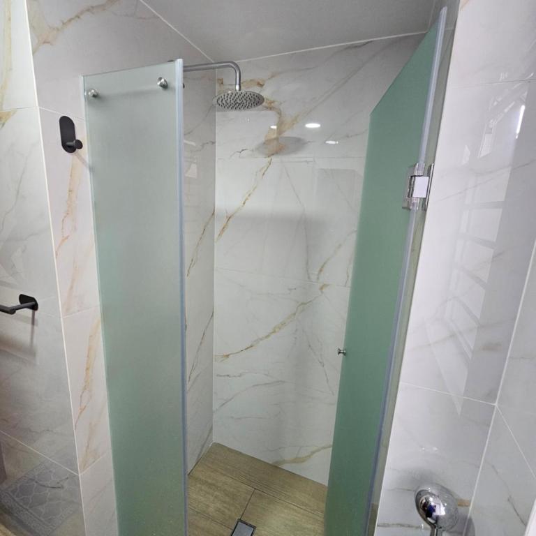 Carolina Suites - Two-Bedroom Apartment - 65