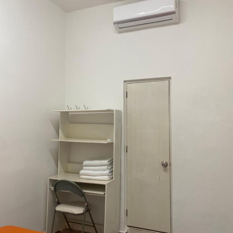 Apto Central primer piso 2 habitaciones - Two-Bedroom Apartment - 7