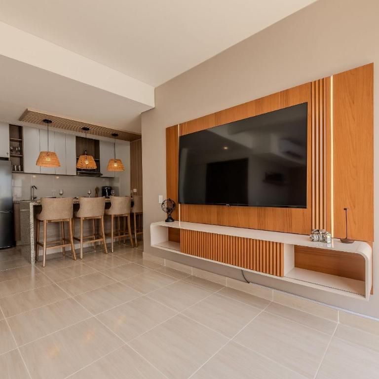 New Modern Condominium Trevi - Three-Bedroom Deluxe Apartment - 22