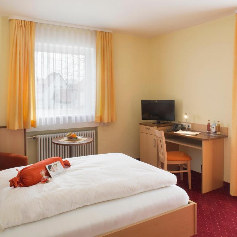 Kur- und Wellnesshotel Förch - Einzelzimmer mit Balkon - 2