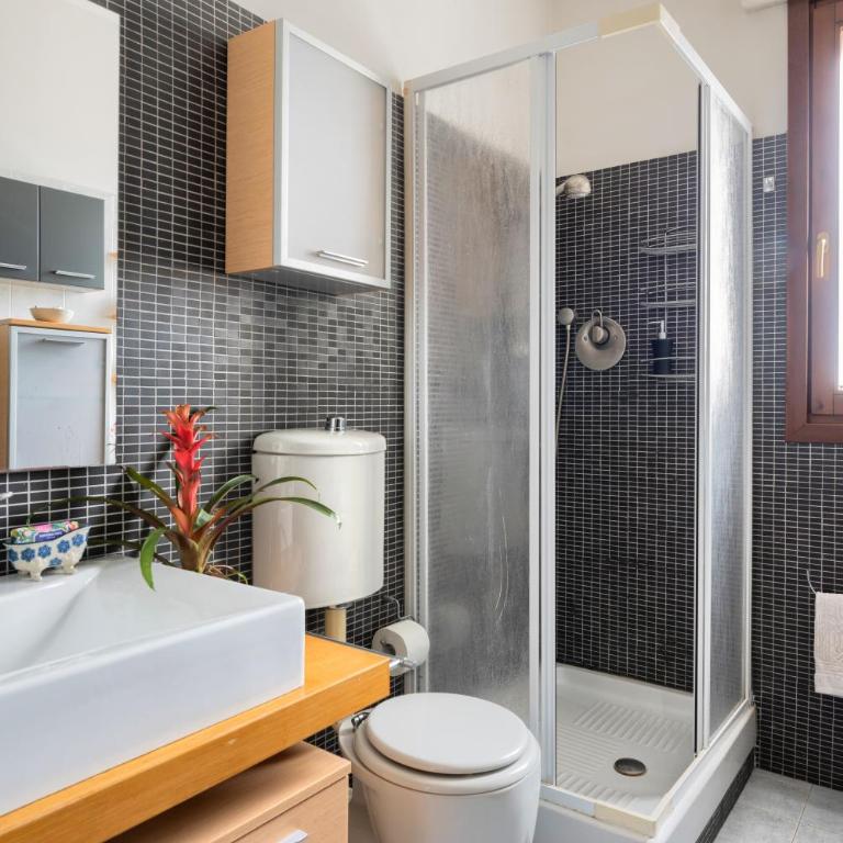 Bright Penthouse with Panoramic Sunlit Terrace - Appartamento con 1 Camera da Letto - 6