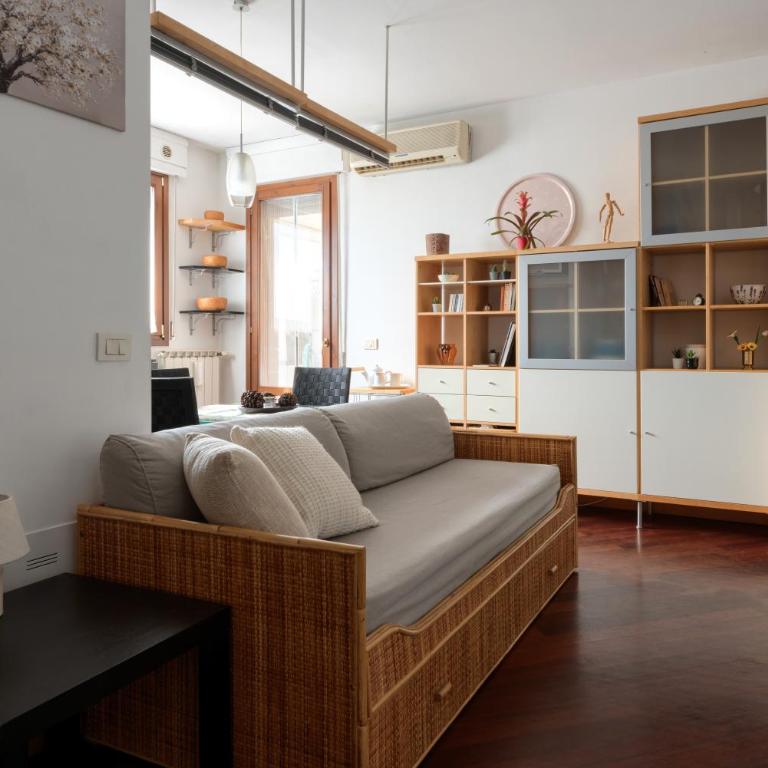 Bright Penthouse with Panoramic Sunlit Terrace - Appartamento con 1 Camera da Letto - 4
