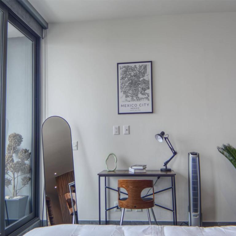 Luxurious Master Suite with Awesome View, Jacuzzi, GYM & Balcony - One-Bedroom Apartment - 4