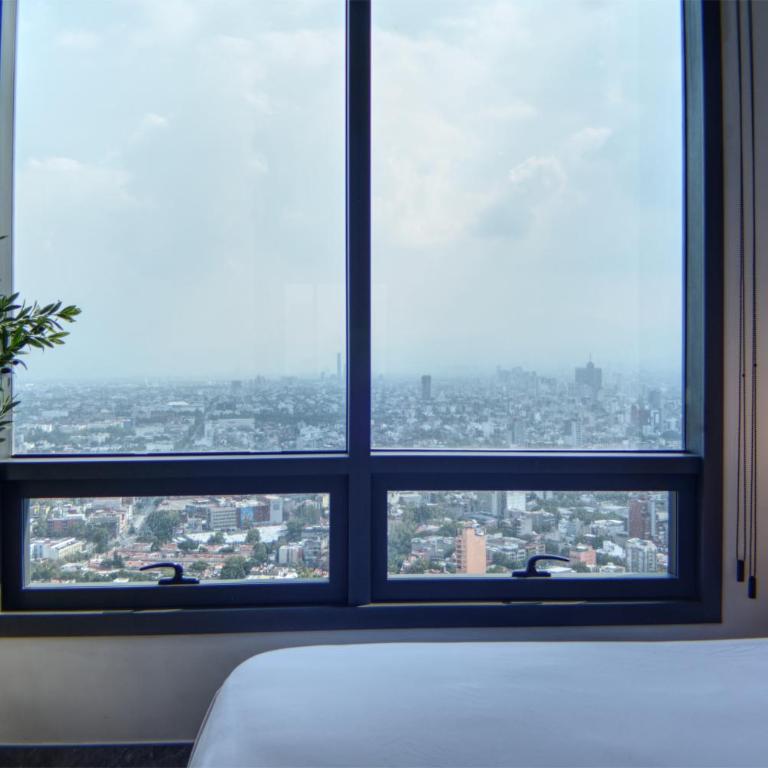 Luxurious 2BR apartment with Jacuzzi and Awesome Views - Two-Bedroom Deluxe Apartment with Balcony - 21