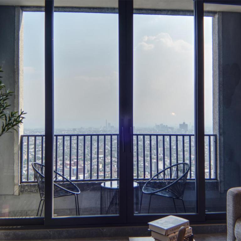 Luxurious 2BR apartment with Jacuzzi and Awesome Views - Two-Bedroom Deluxe Apartment with Balcony - 26