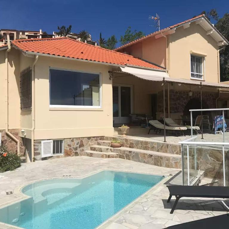 Villa Lou Cade, vue imprenable et plage privée, Théoule-sur-mer - Villa - 2