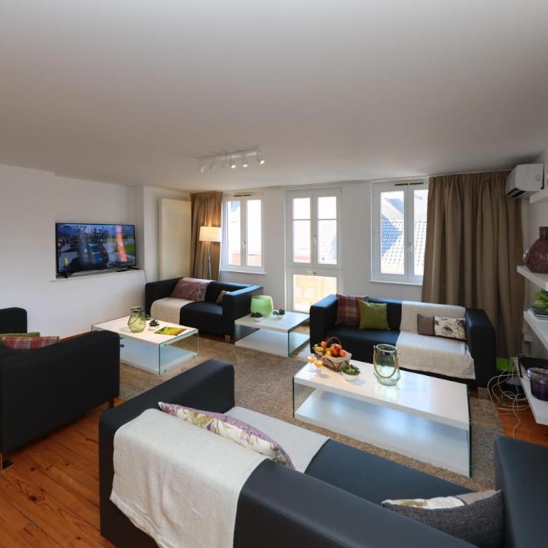 ColmarAppart Vauban - Appartement en Duplex Decker - 3 Chambres et 3 Salles de Bains - 134 m² - 2