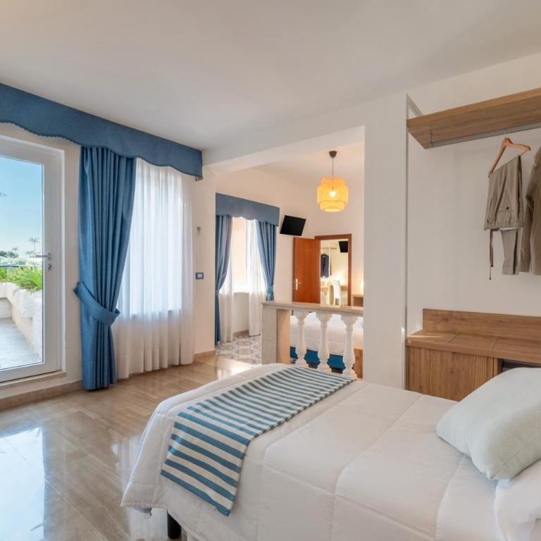Hotel Britannia - Camera Familiare Deluxe - 2
