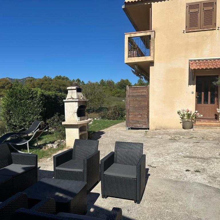 Charming Mountain Escape in Sospel, Perfect for Nature Lovers - Appartement 1 Chambre - 2