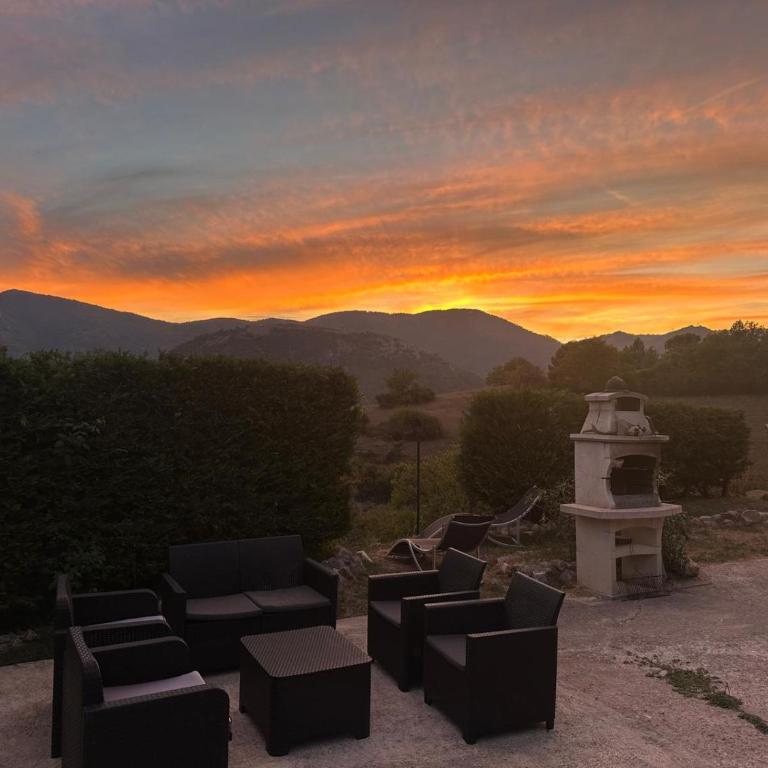Charming Mountain Escape in Sospel, Perfect for Nature Lovers - Appartement 1 Chambre - 1