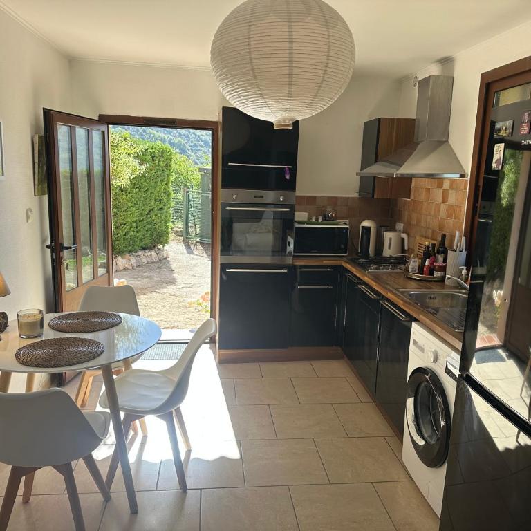 Charming Mountain Escape in Sospel, Perfect for Nature Lovers - Appartement 1 Chambre - 13