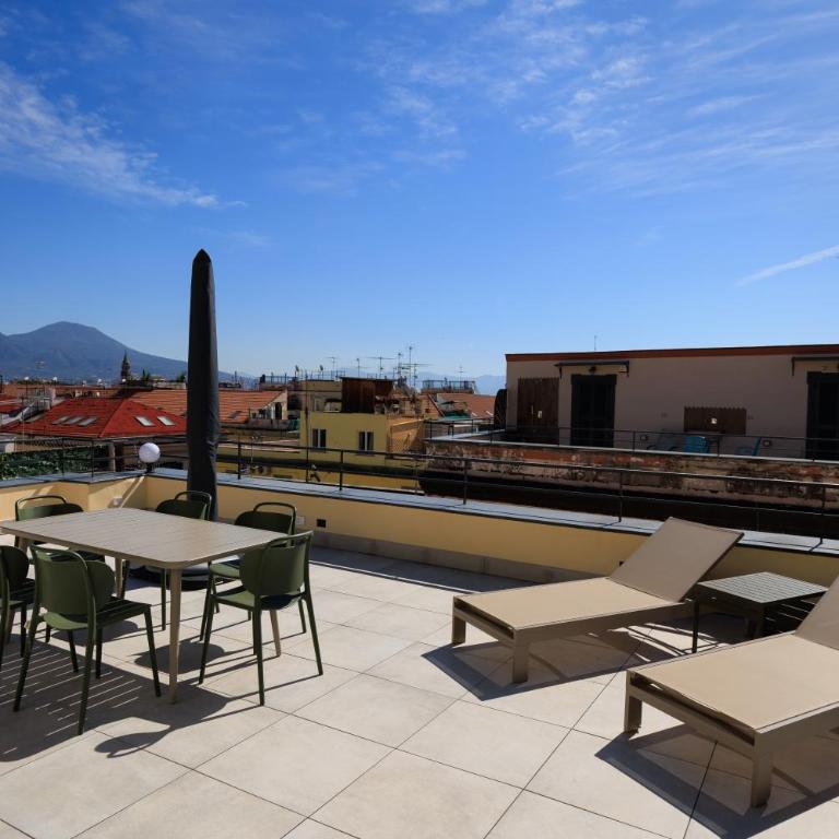 Exclusive Spaccanapoli Penthouse-Terrace with Lift By HouseinNaples - One-Bedroom Apartment - 43