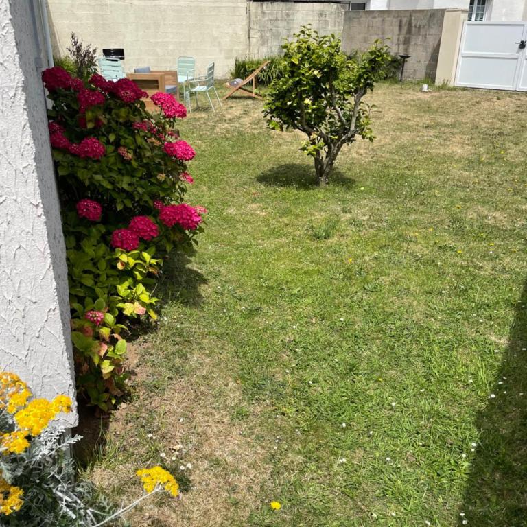 Maison de plein pied, 80m2, 2 ch., jardin clos - Two-Bedroom House - 29